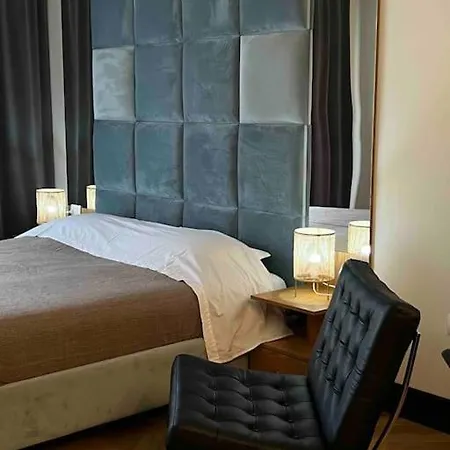 Suite Apartment * فلورا