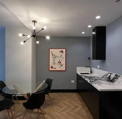 Suite Apartment 公寓 Vlorë